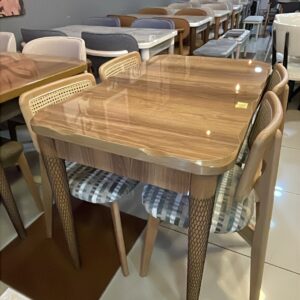70x110 High Gloss Masa Takımı – 4 Hasırlı Zion Sandalye